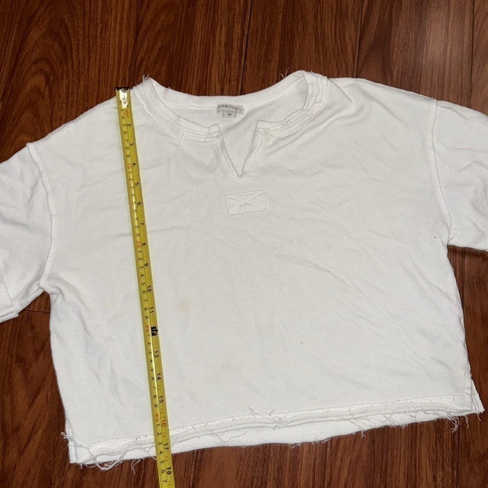 Habitual crop top t-shirt raw edges in white v neck size 14 - Picture 3 of 7
